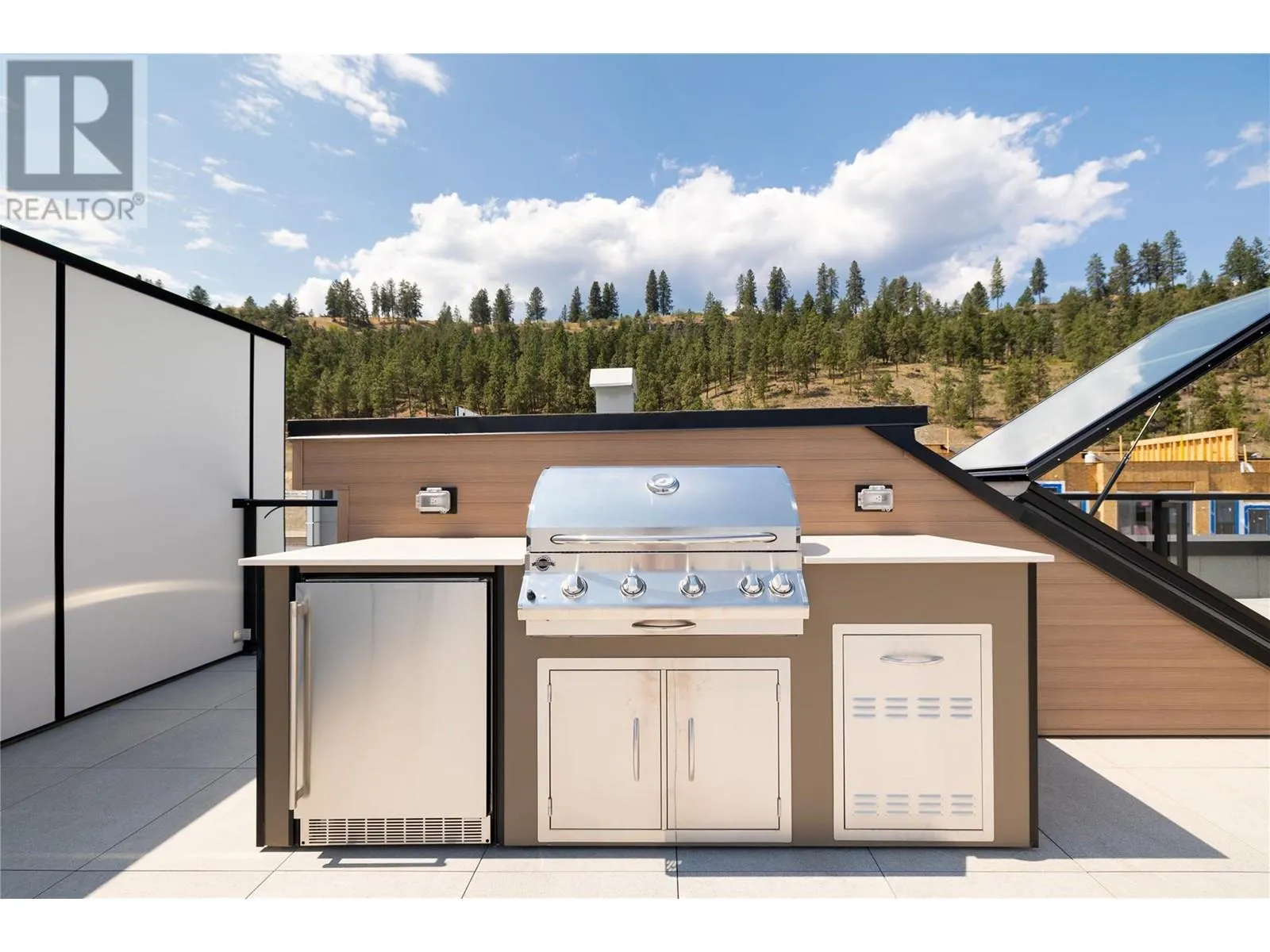 2100 Campbell Road Unit# 160