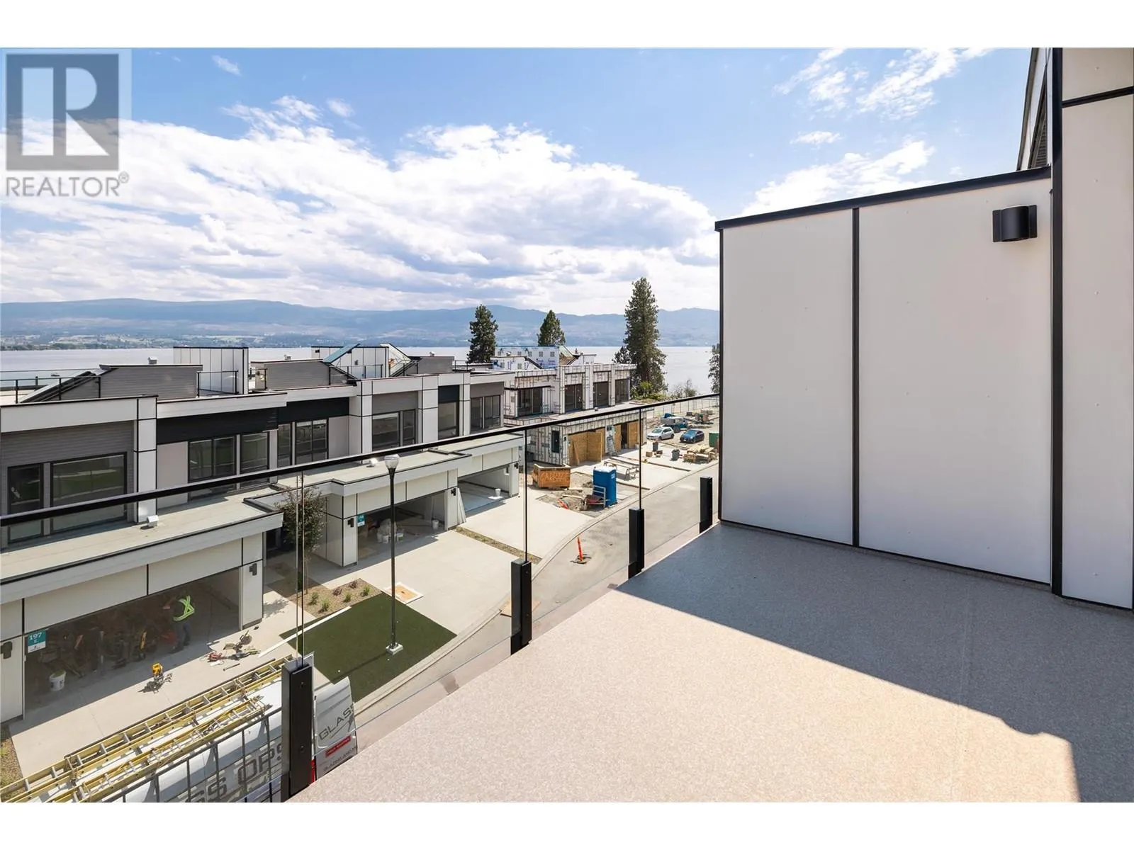 2100 Campbell Road Unit# 160