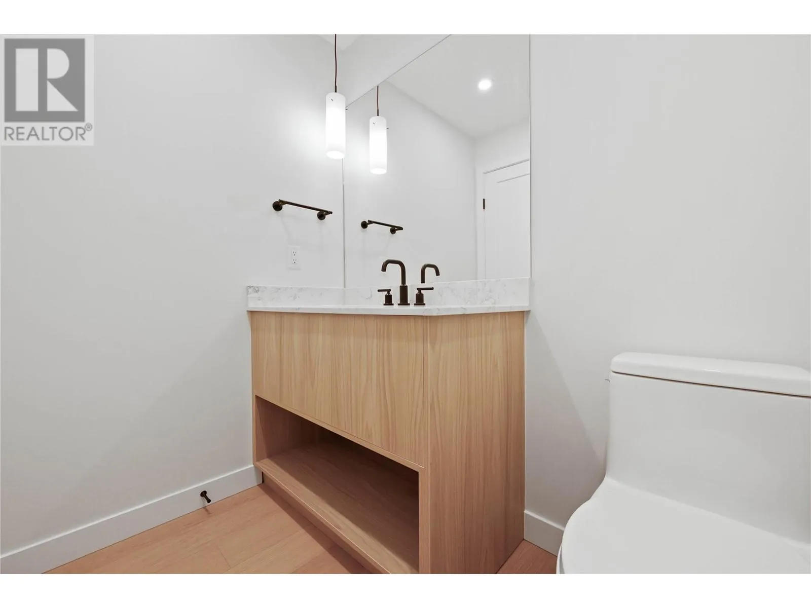 9654 Benchland Drive Unit# 404