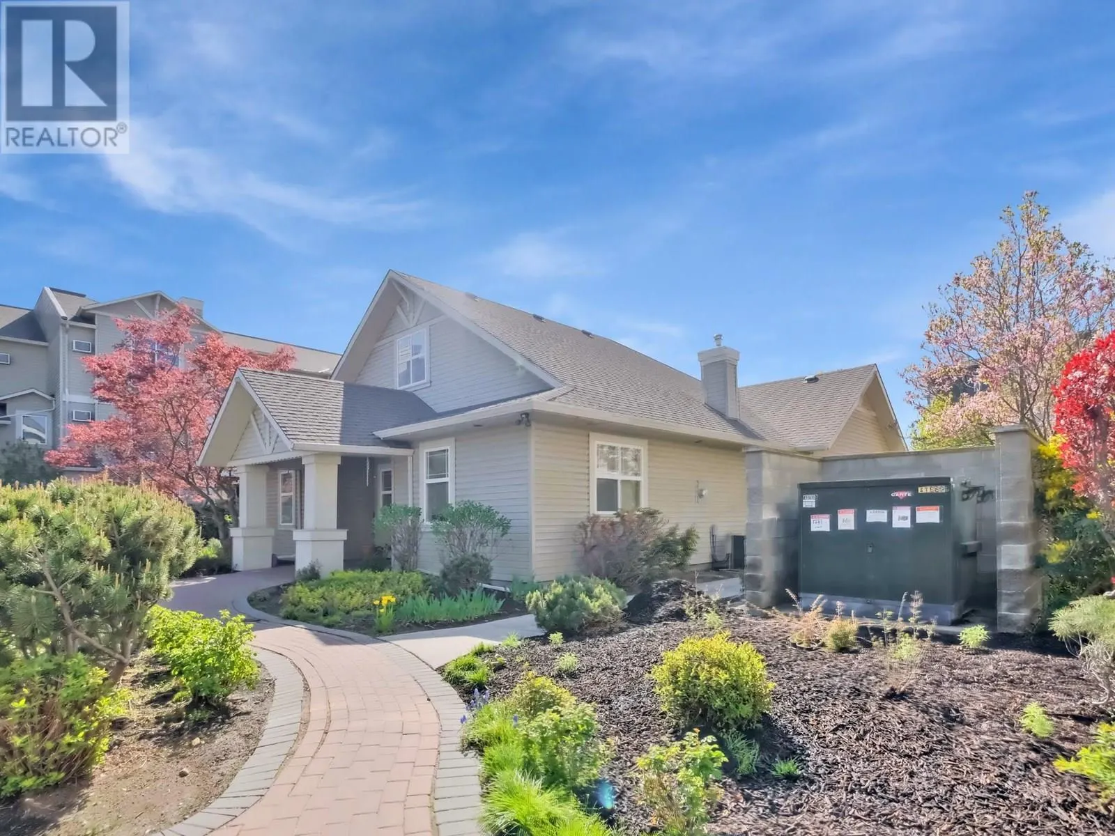555 Houghton Road Unit# 218