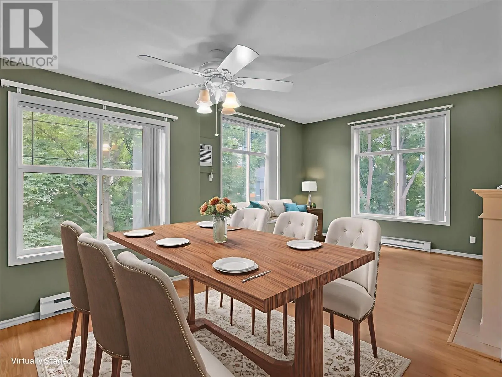 555 Houghton Road Unit# 218
