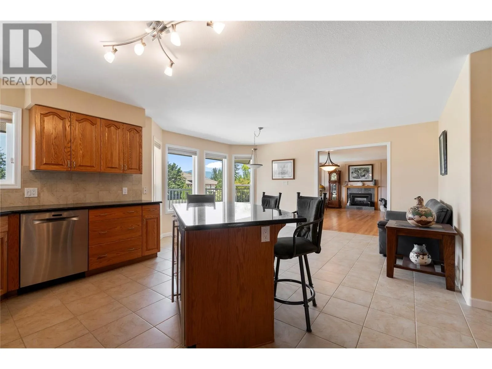 2143 Pleasant Dale Road W