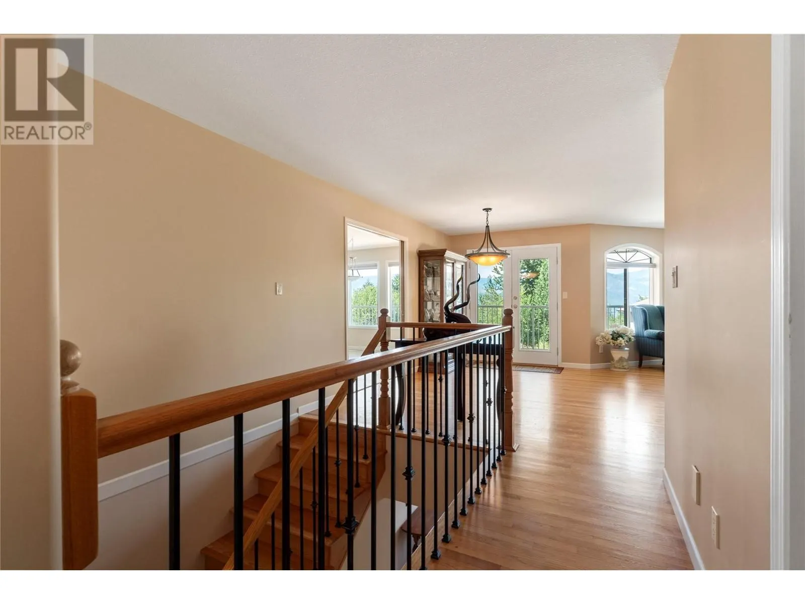 2143 Pleasant Dale Road W