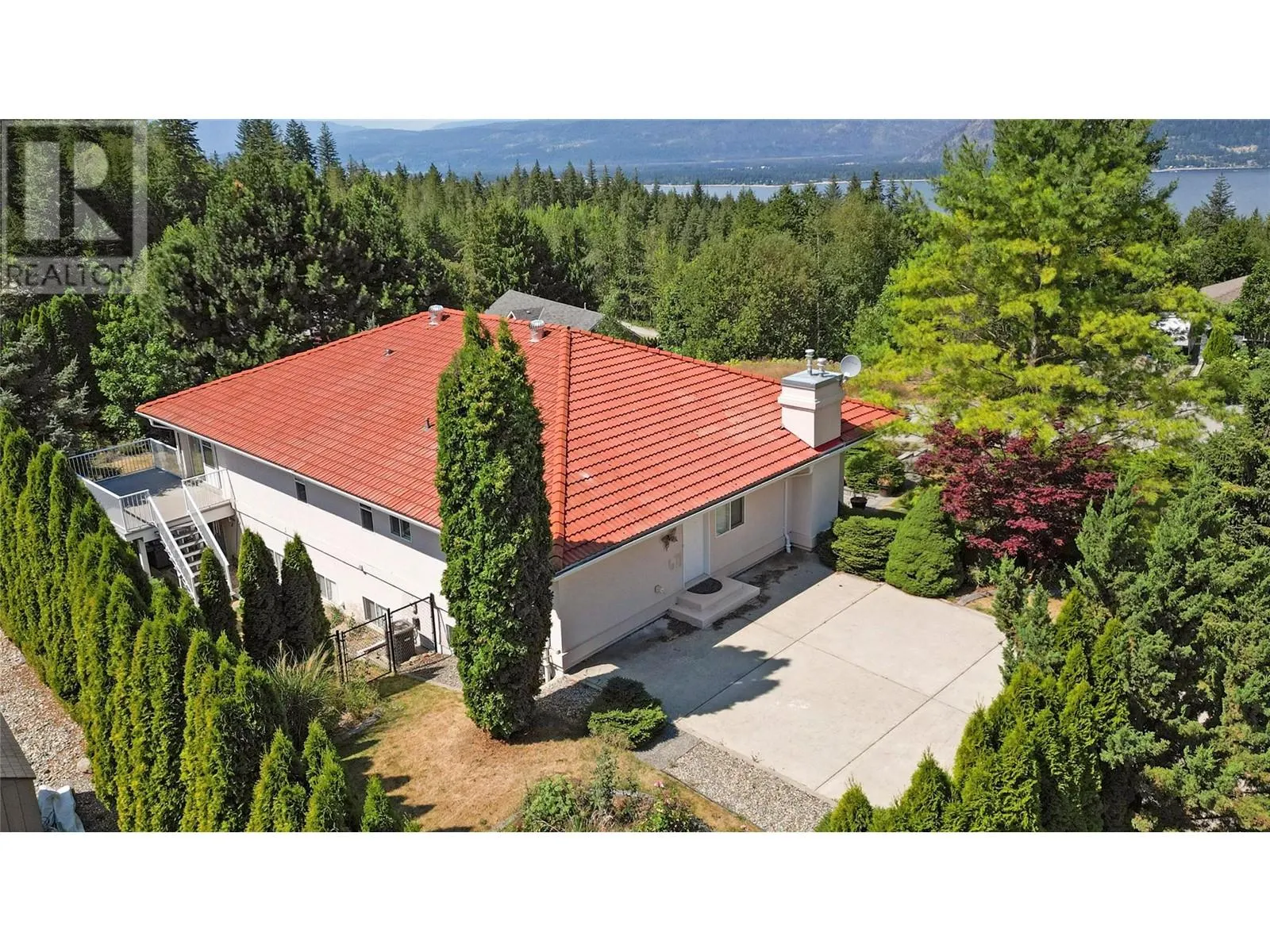 2143 Pleasant Dale Road W