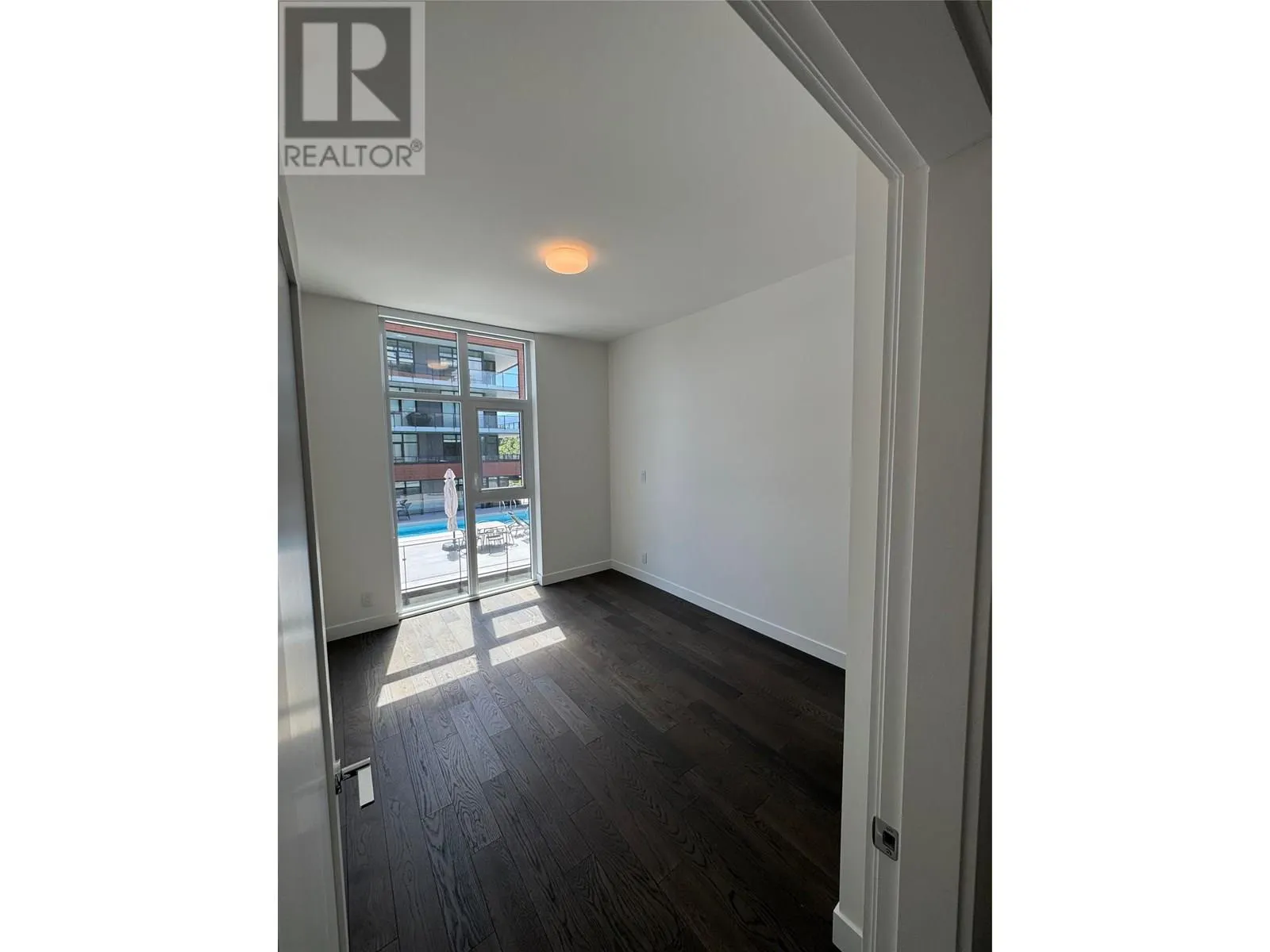 3389 Lakeshore Road Unit# 314