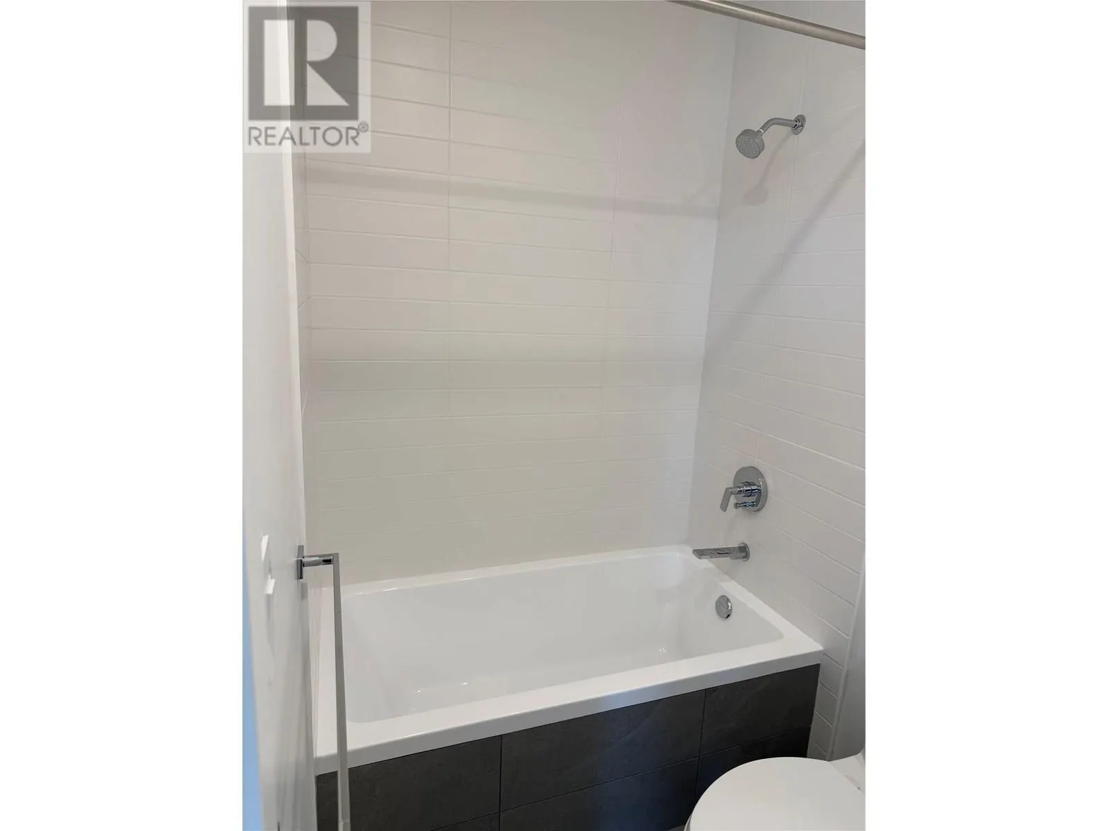 3389 Lakeshore Road Unit# 314