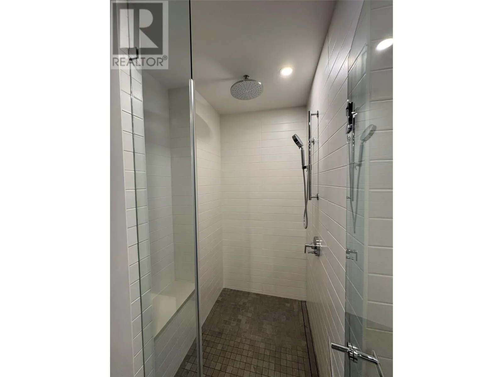 3389 Lakeshore Road Unit# 314