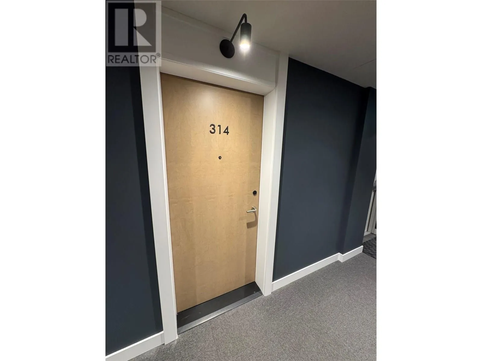 3389 Lakeshore Road Unit# 314
