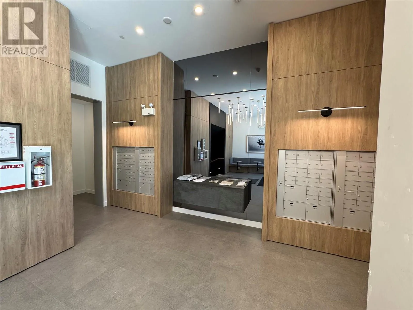 3389 Lakeshore Road Unit# 314