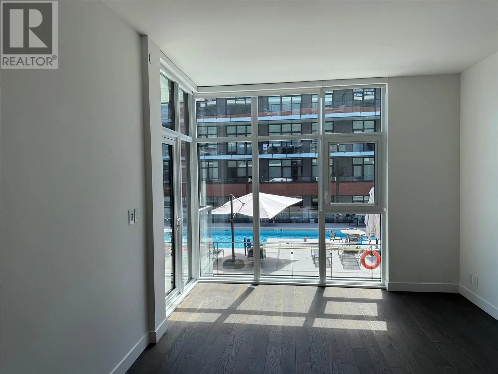 3389 Lakeshore Road Unit# 314