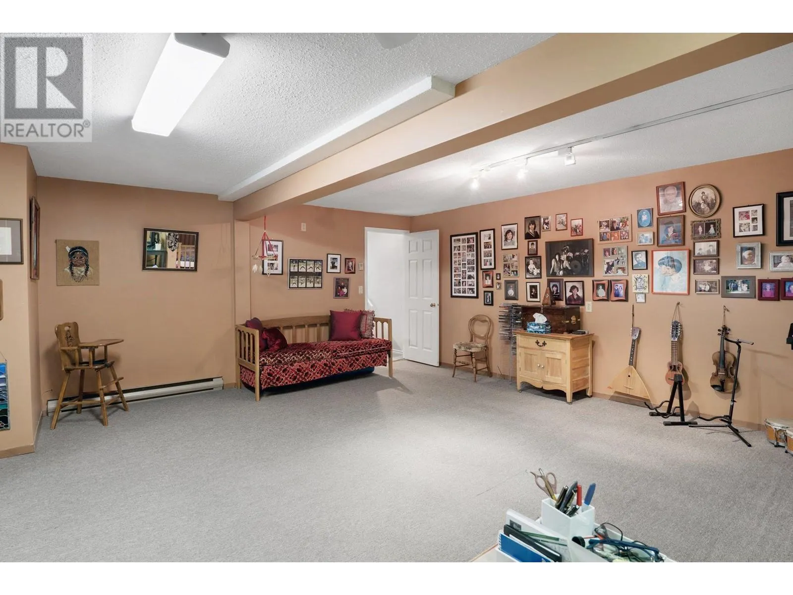 1530 Kelglen Crescent Unit# 21