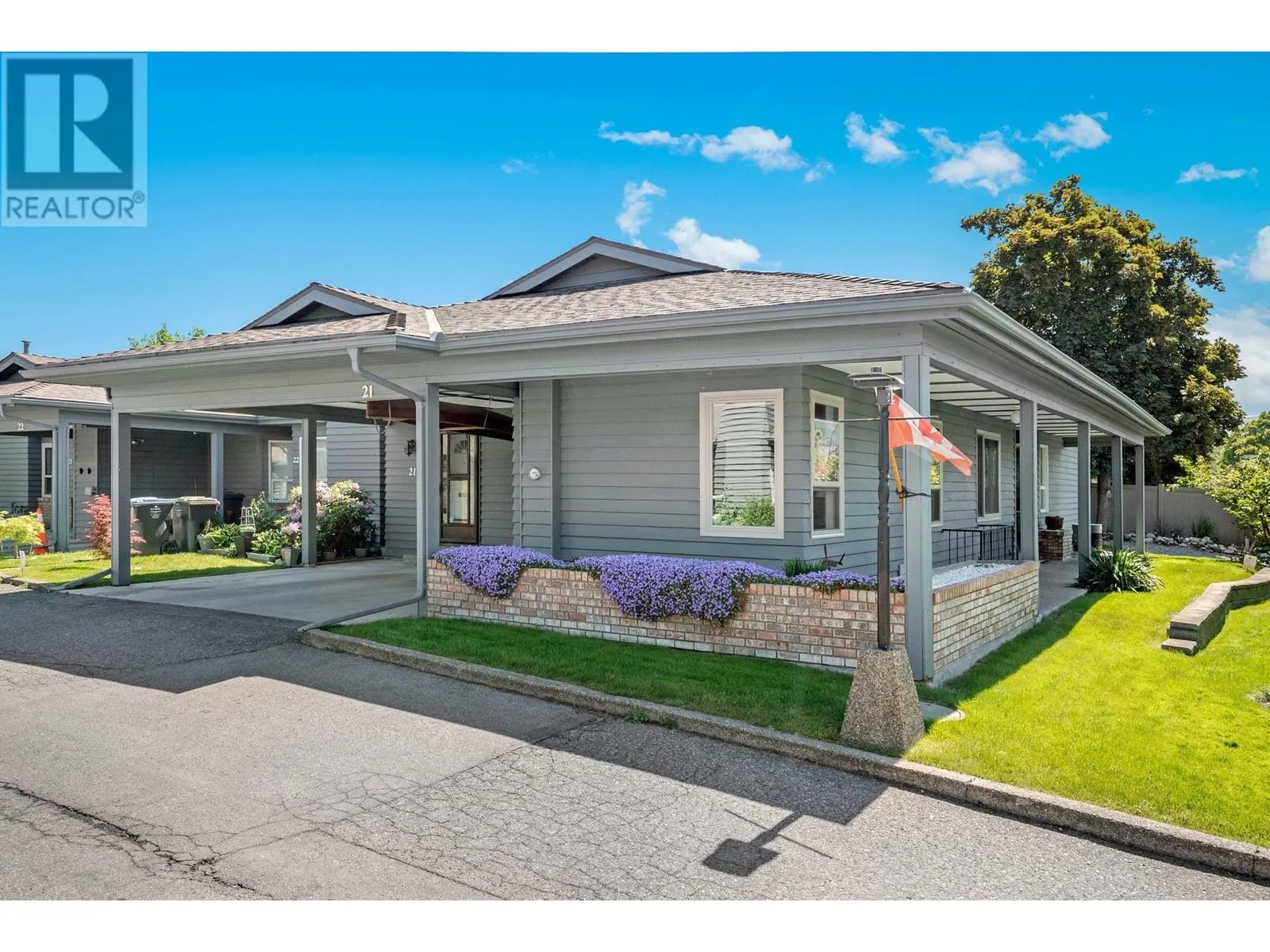 1530 Kelglen Crescent Unit# 21