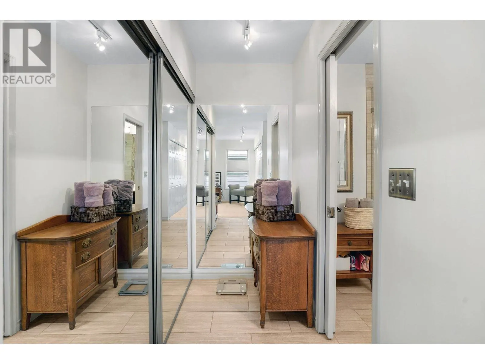 1530 Kelglen Crescent Unit# 21
