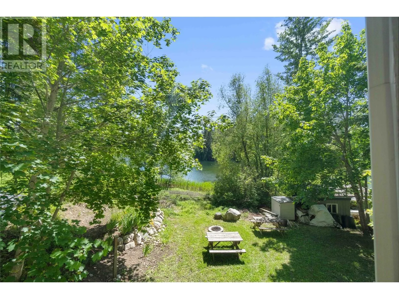 769 & 771 Gardom Lake Road