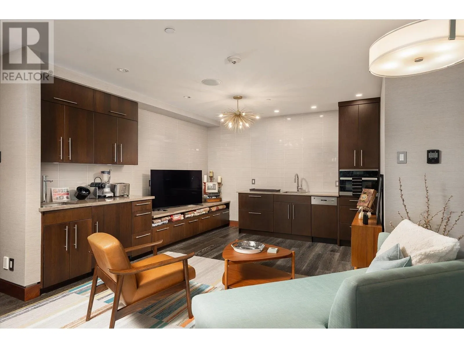180 Sheerwater Court Unit# 19