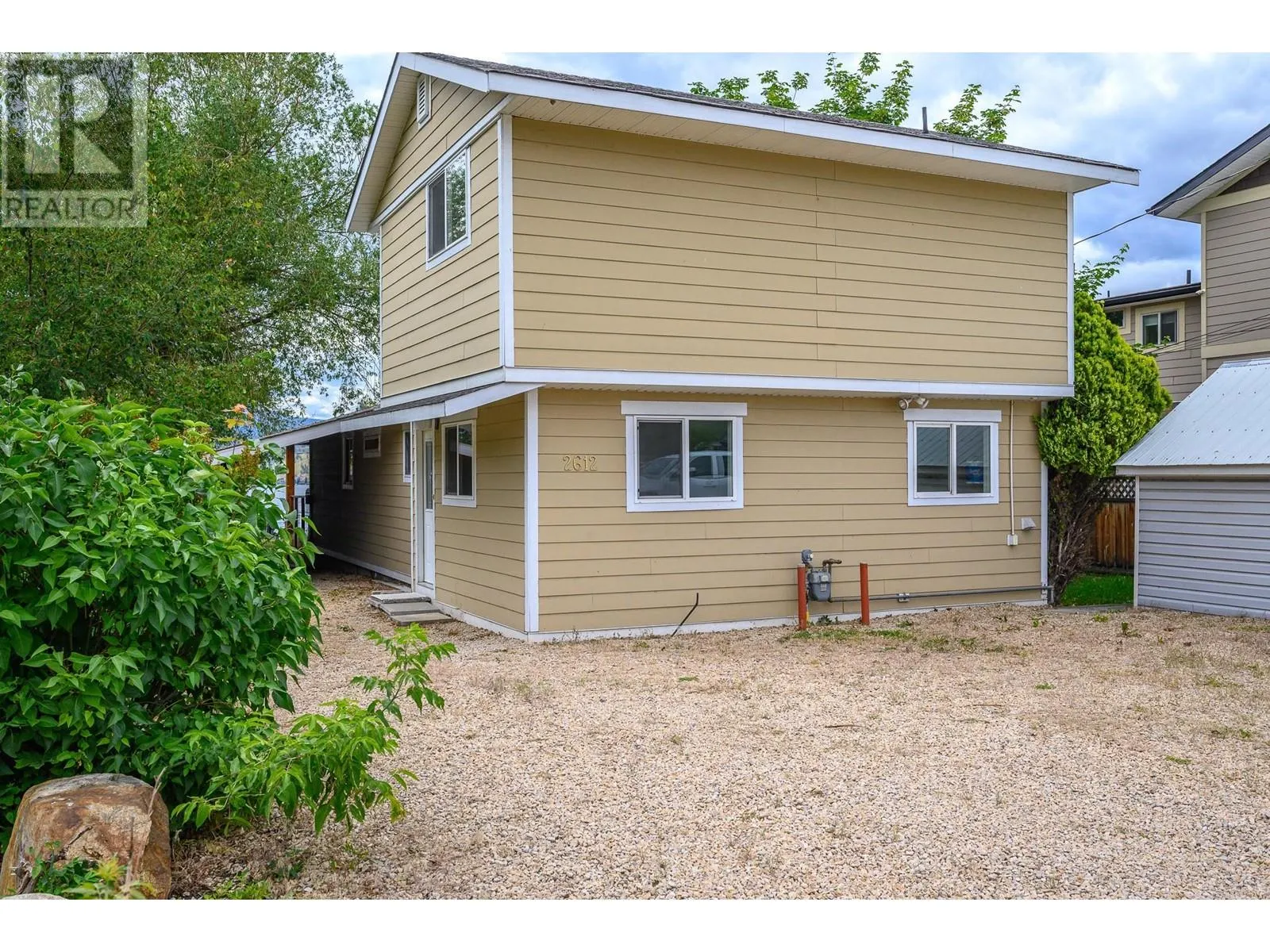 2612 Lakeshore Road