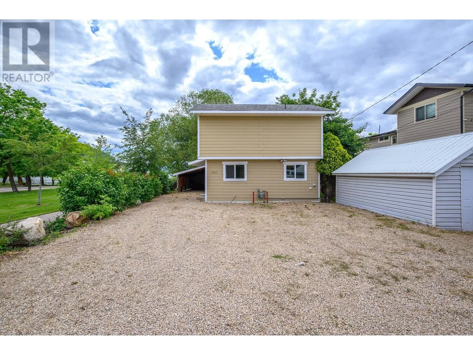 2612 Lakeshore Road