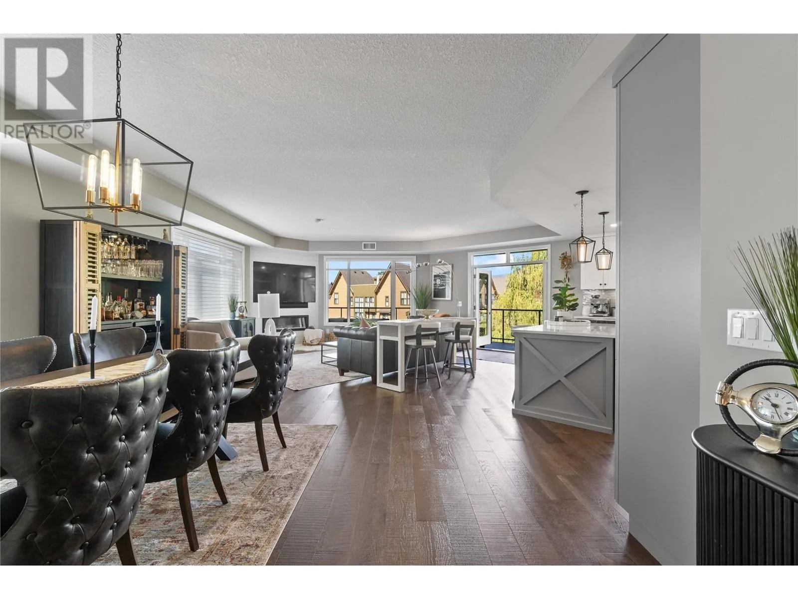529 Truswell Road Unit# 301