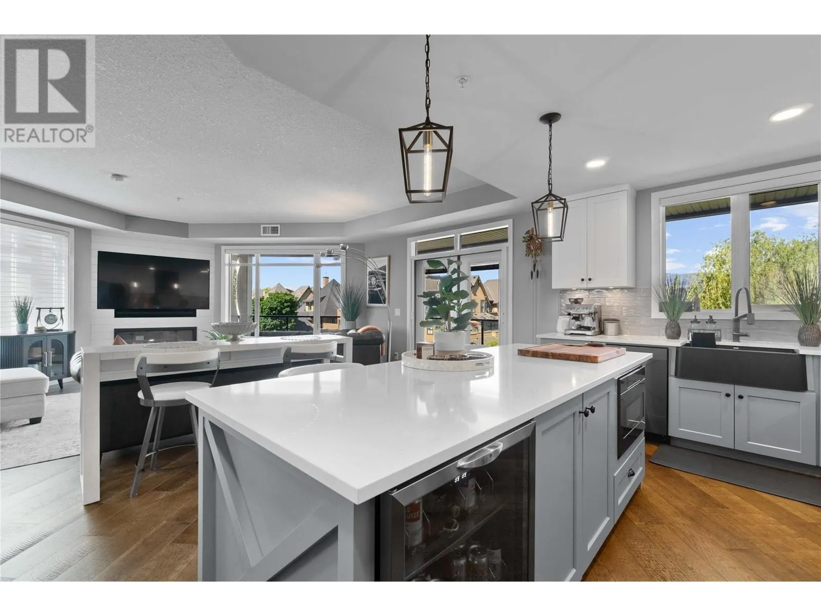 529 Truswell Road Unit# 301