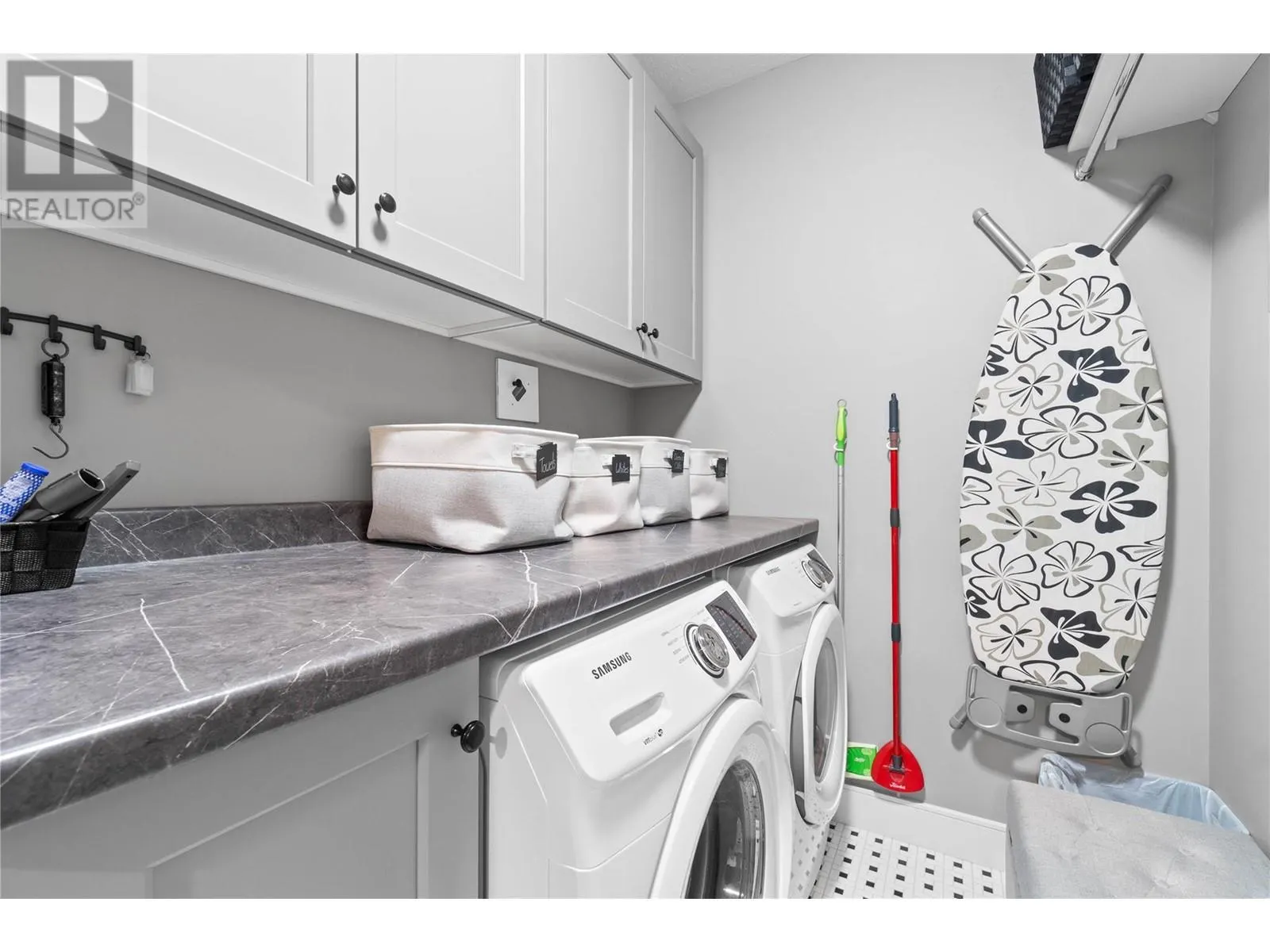 529 Truswell Road Unit# 301