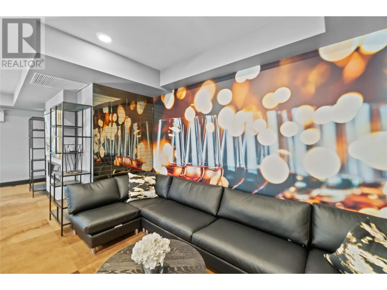 529 Truswell Road Unit# 301
