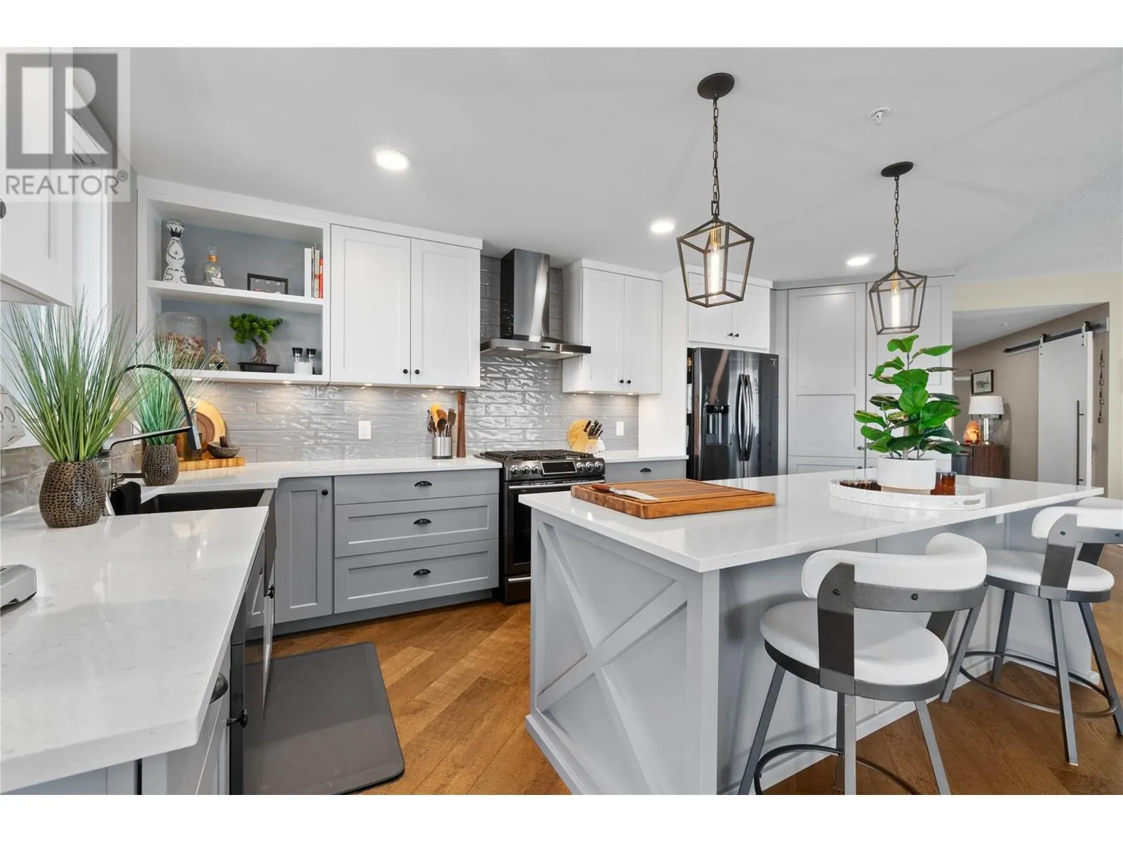 529 Truswell Road Unit# 301