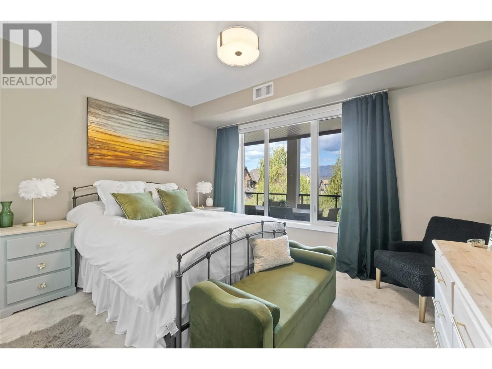 529 Truswell Road Unit# 301