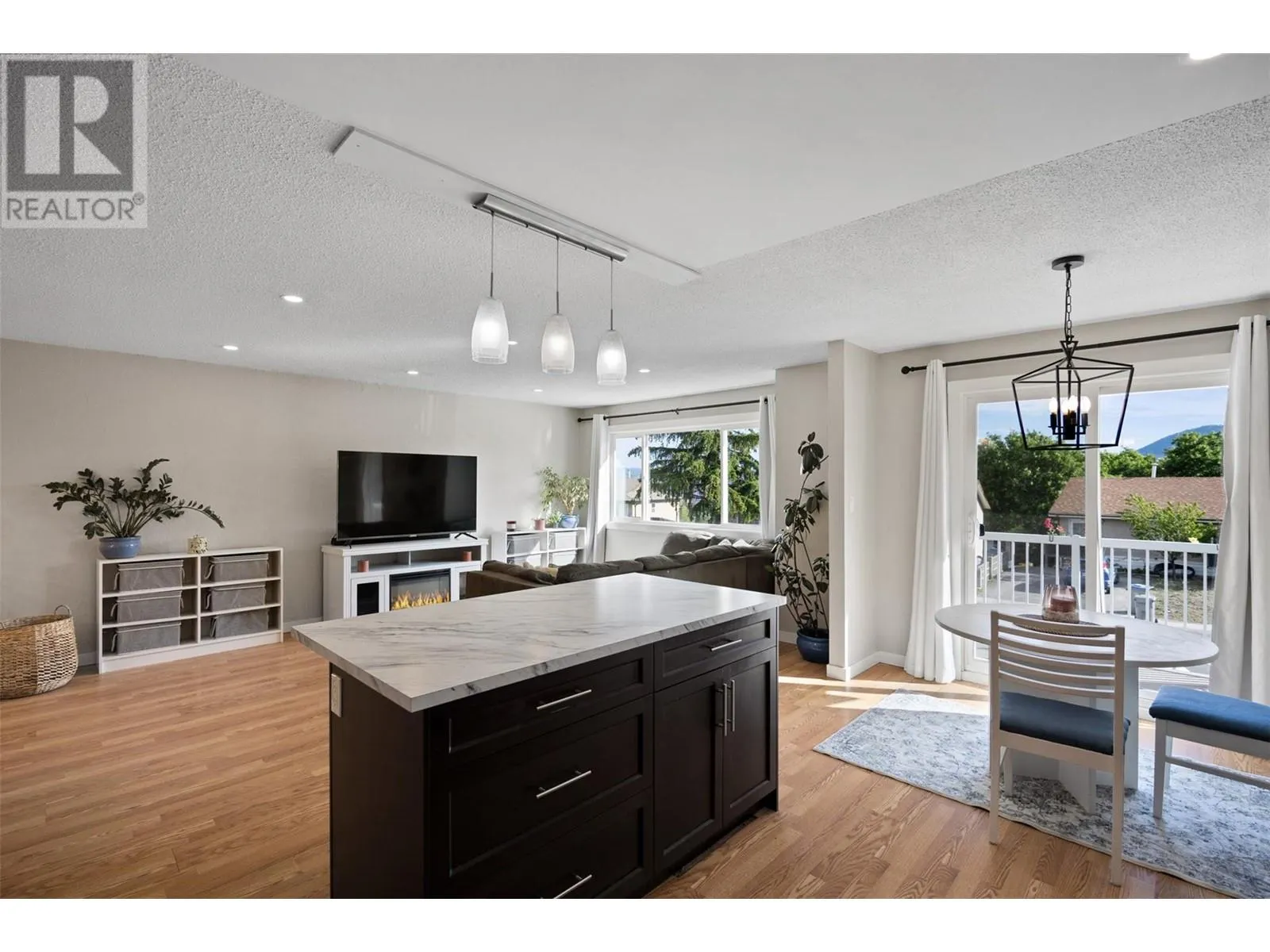 357 WADDINGTON Drive