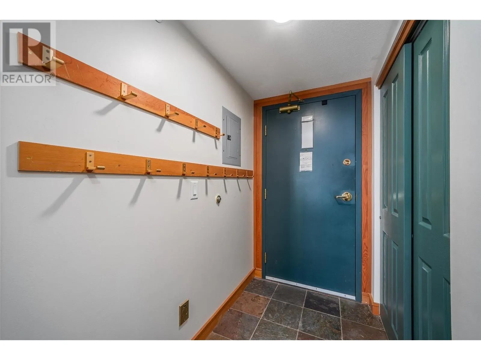 5275 Big White Road Unit# 314