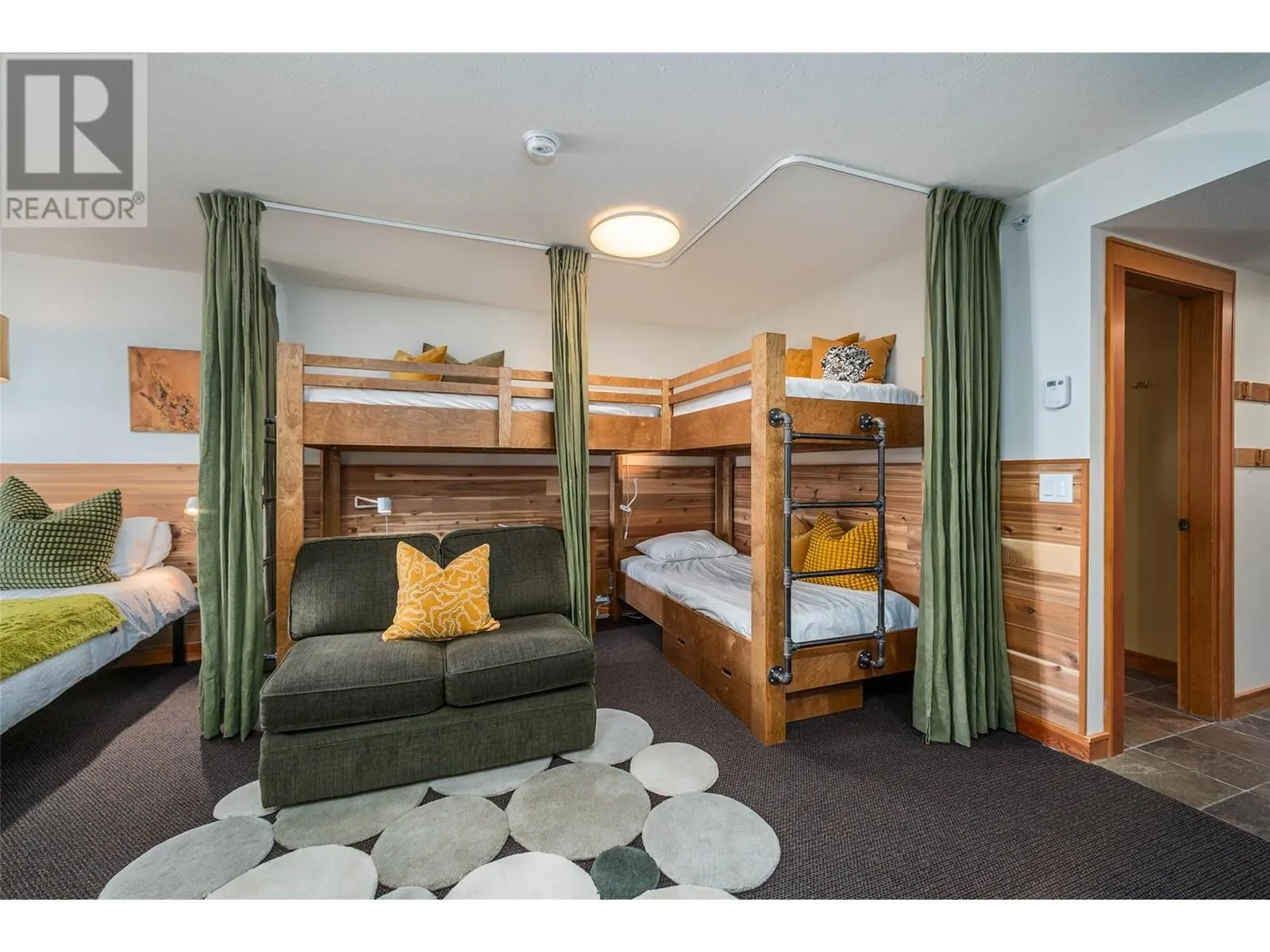 5275 Big White Road Unit# 314