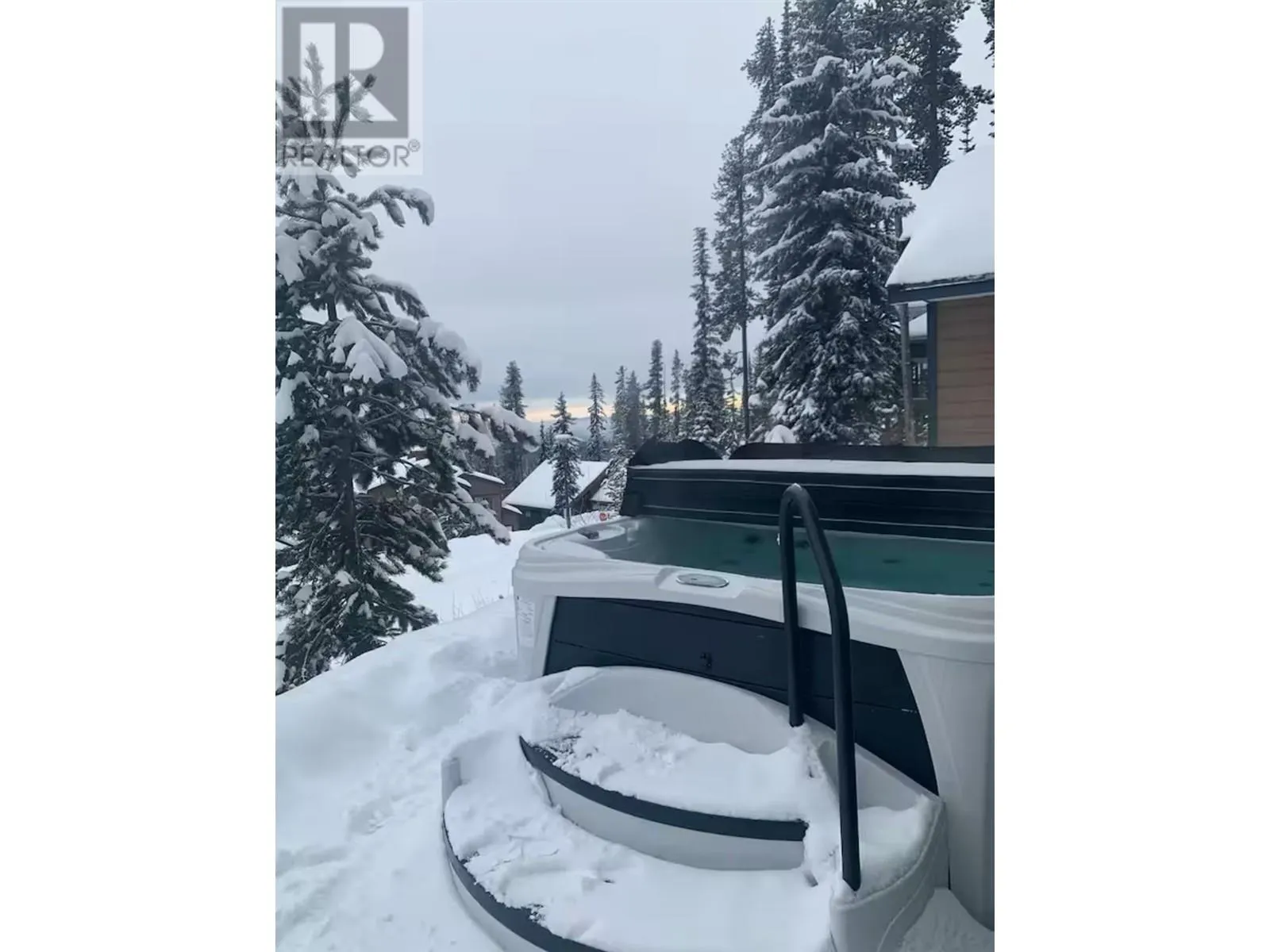 5981 Snow Pines Crescent Unit# 117C