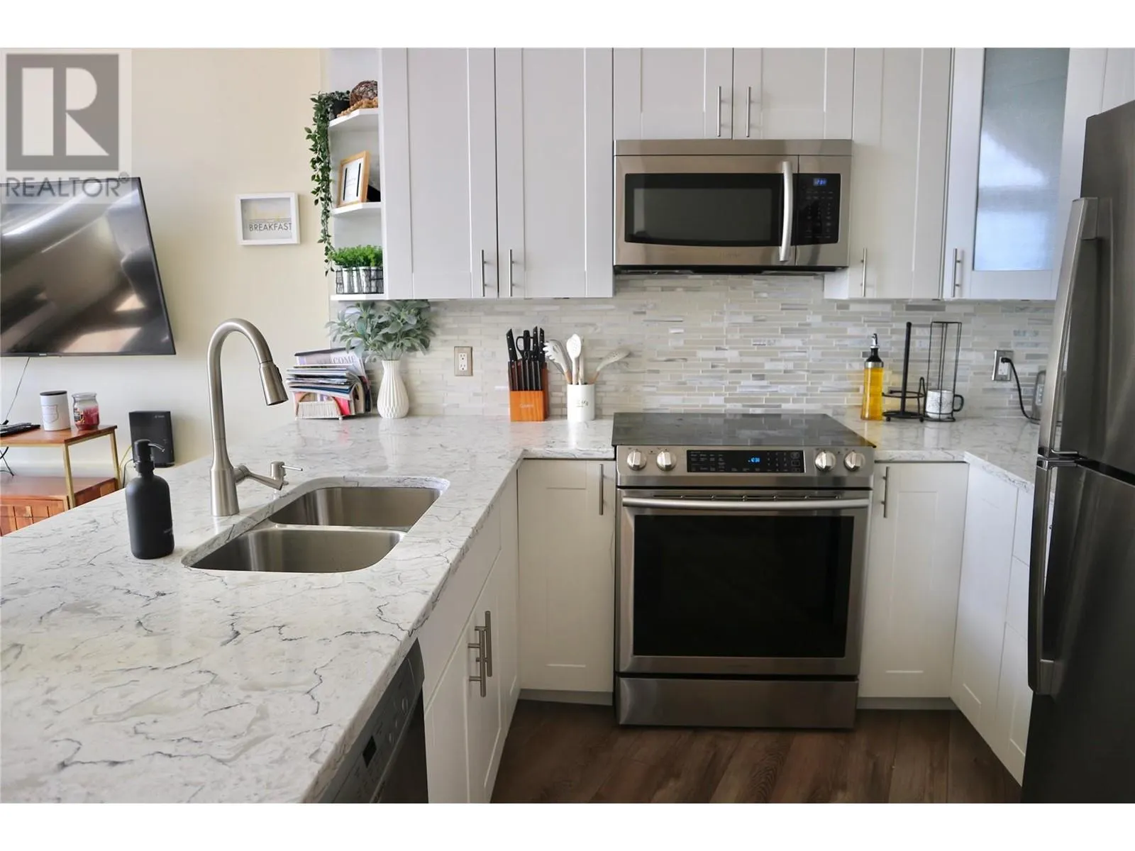 5981 Snow Pines Crescent Unit# 117C