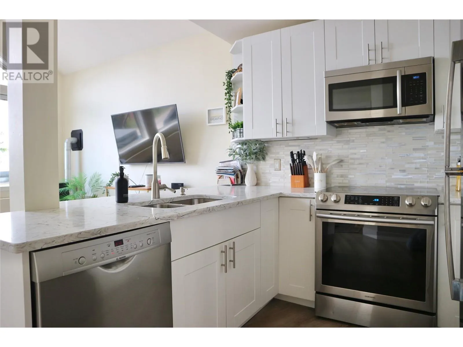 5981 Snow Pines Crescent Unit# 117C