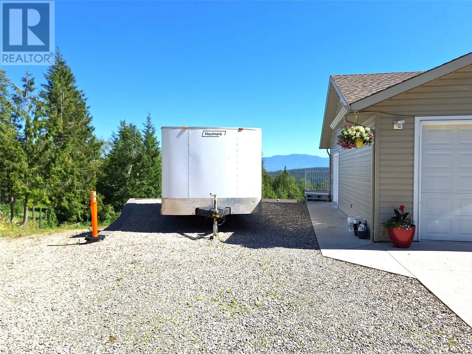 1406 Huckleberry Drive