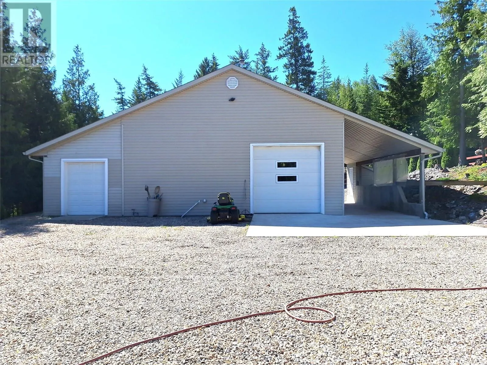 1406 Huckleberry Drive