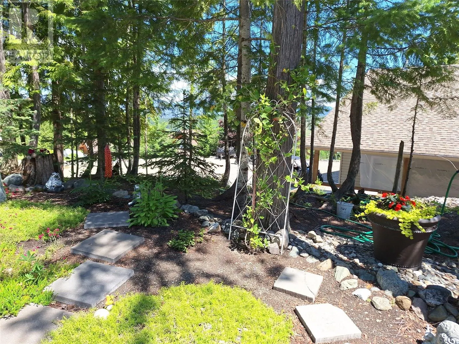 1406 Huckleberry Drive