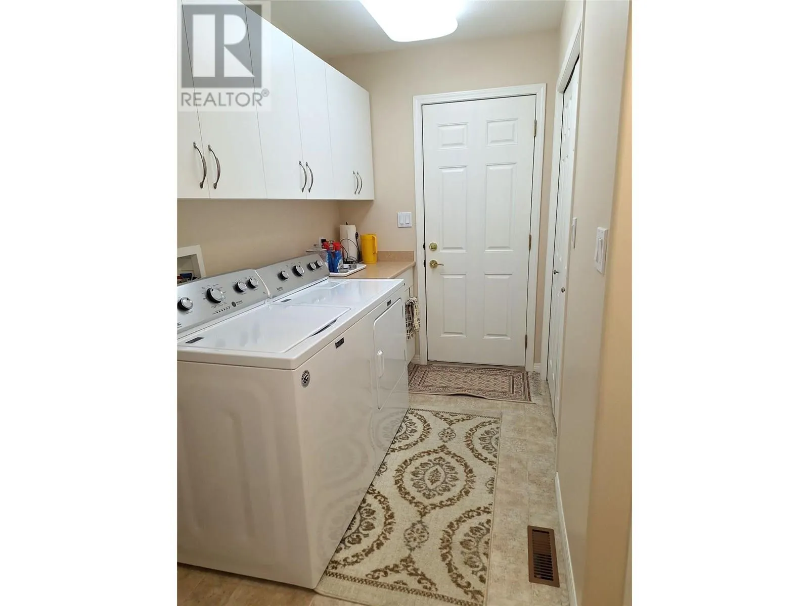 1406 Huckleberry Drive
