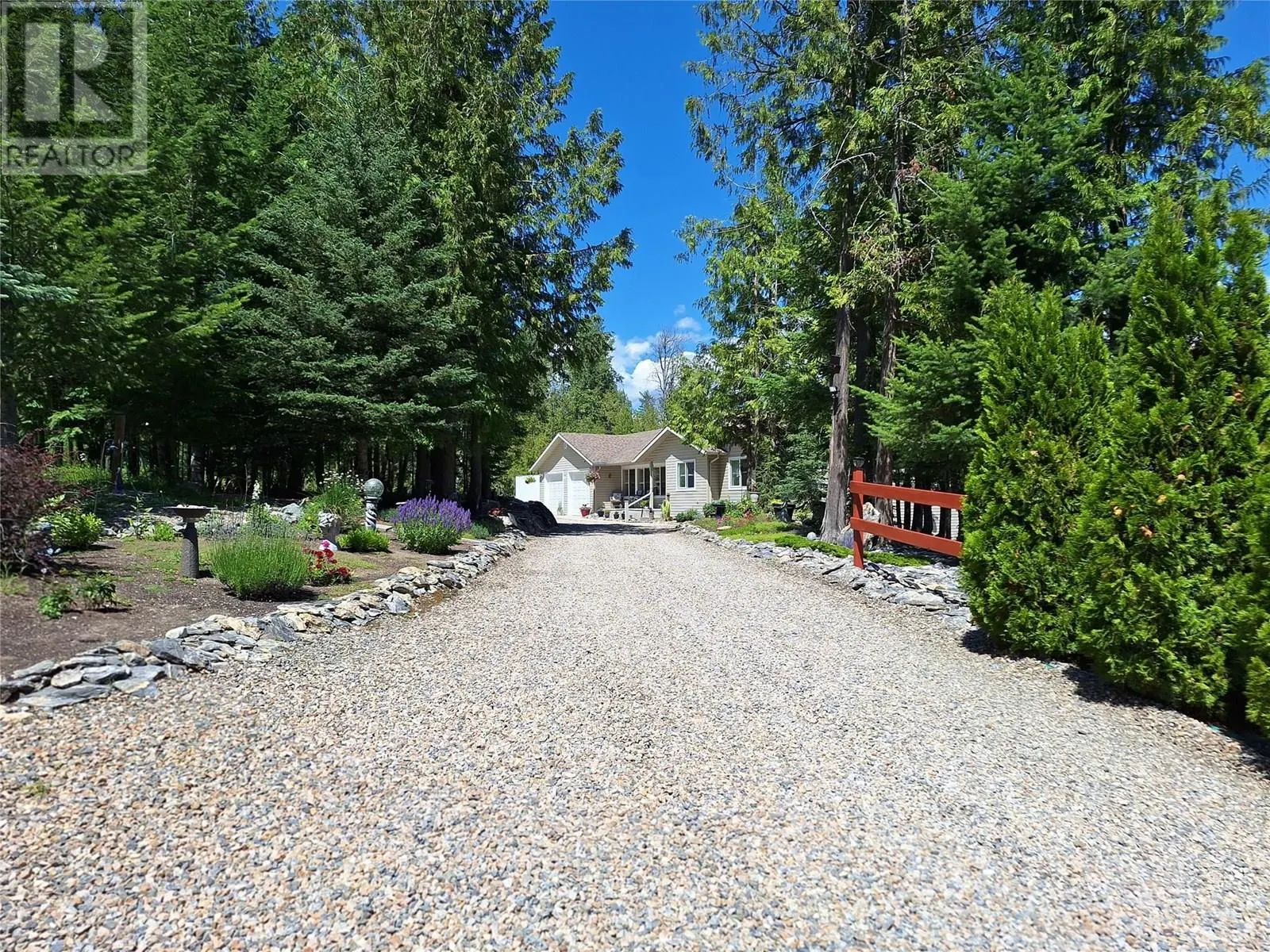 1406 Huckleberry Drive
