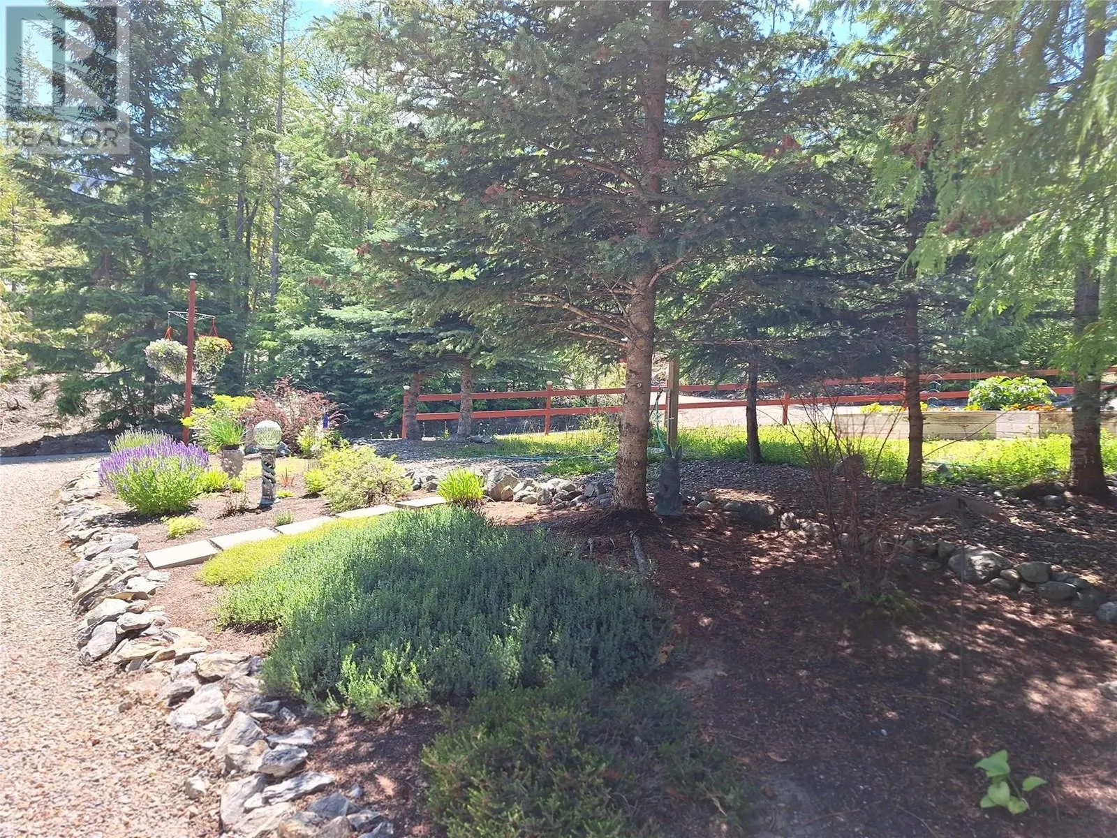 1406 Huckleberry Drive