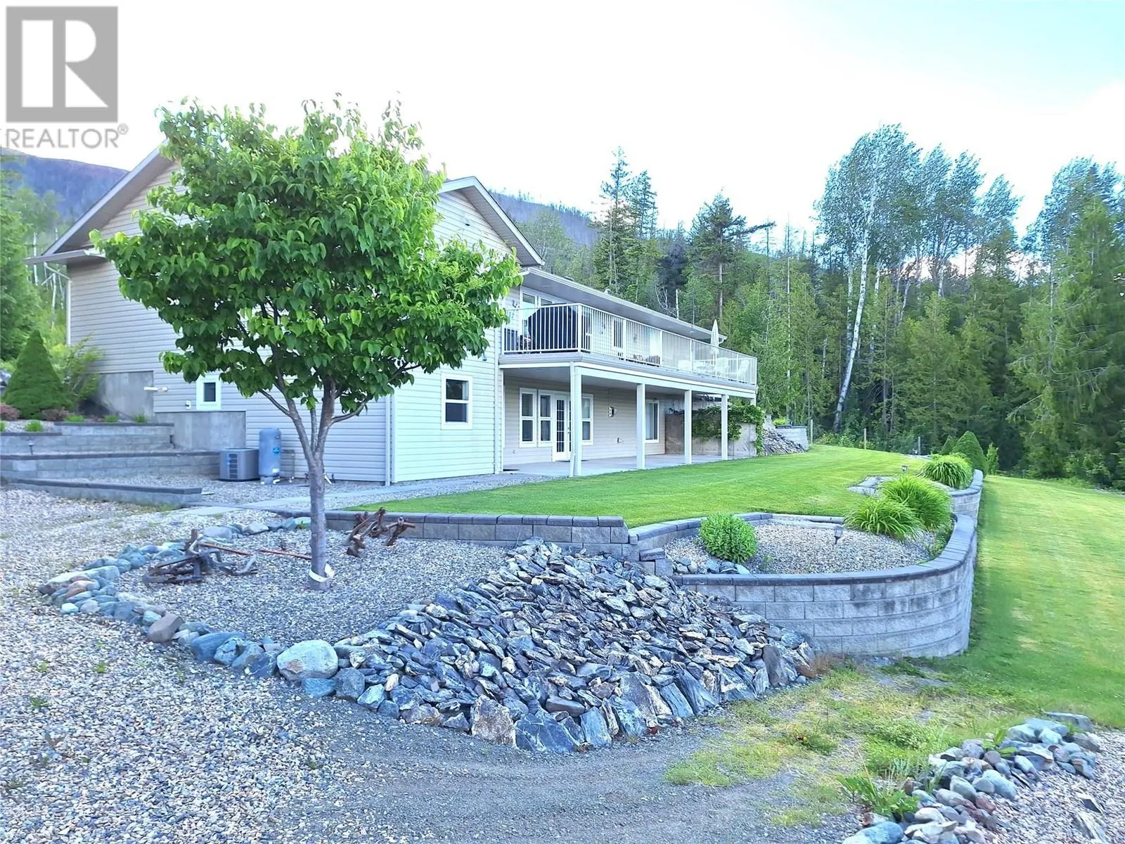 1406 Huckleberry Drive