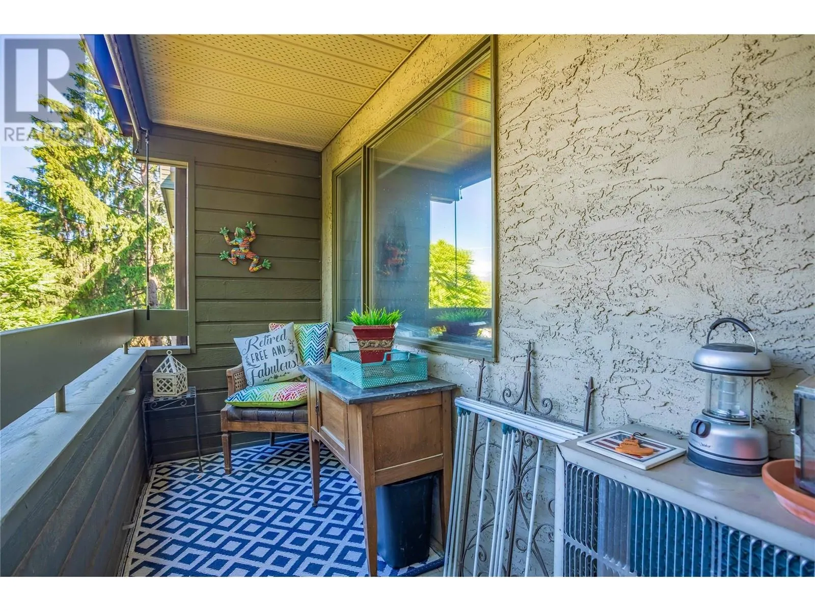 1056 Bernard Avenue Unit# 216
