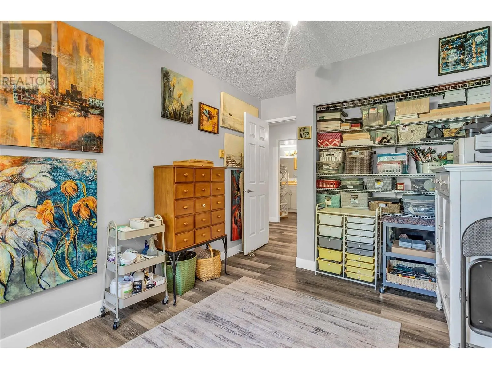 1056 Bernard Avenue Unit# 216