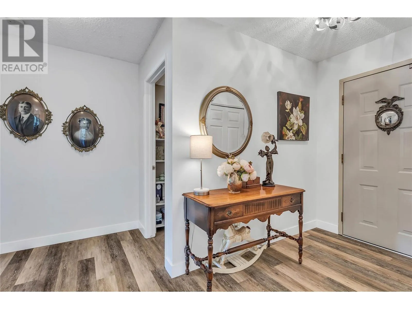 1056 Bernard Avenue Unit# 216