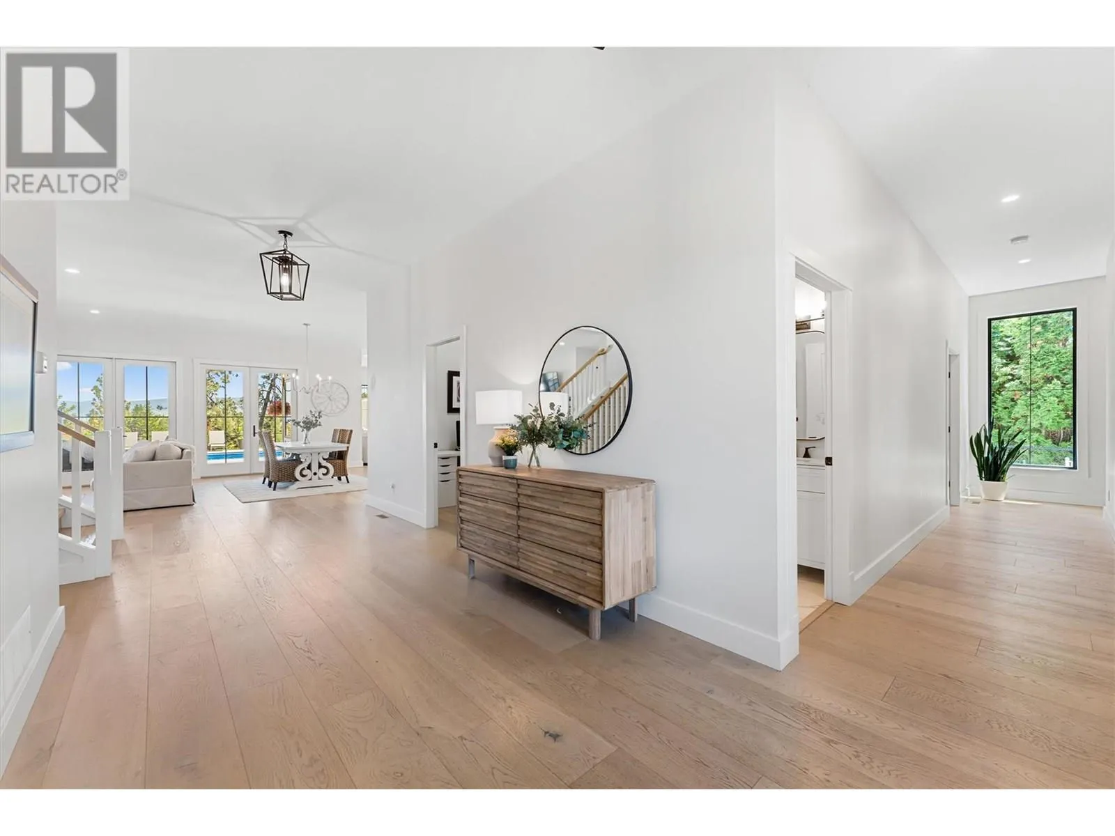 1180 Mission Ridge Road