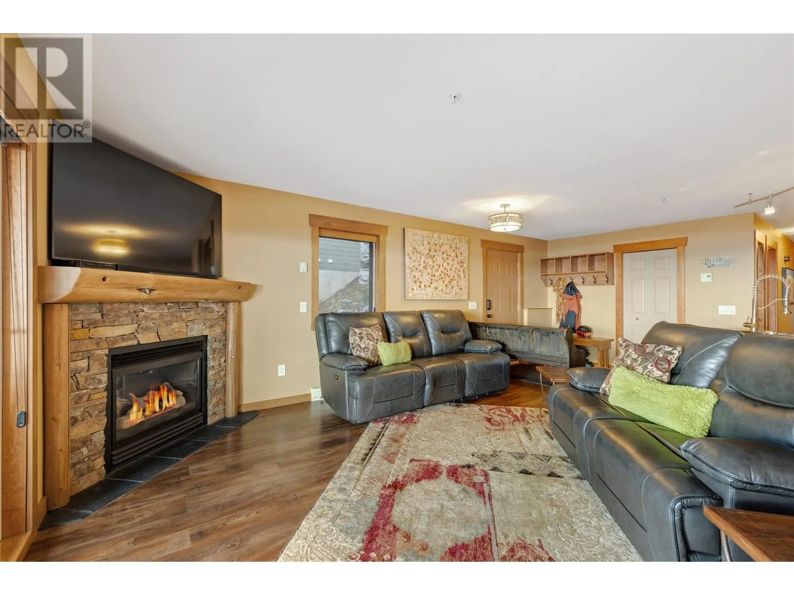 5845 Snow Pines Crescent Unit# A