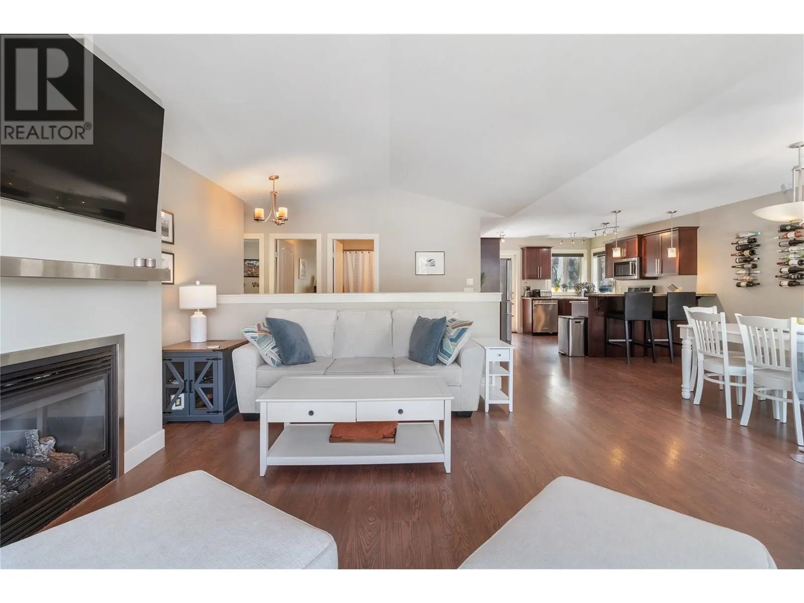 2186 Sunview Drive