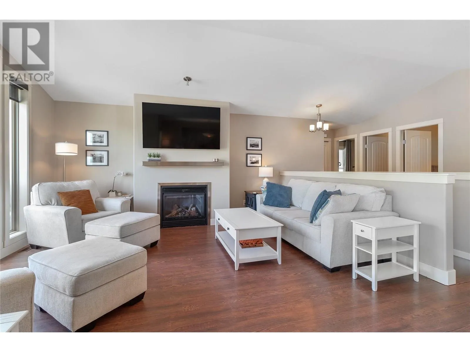 2186 Sunview Drive