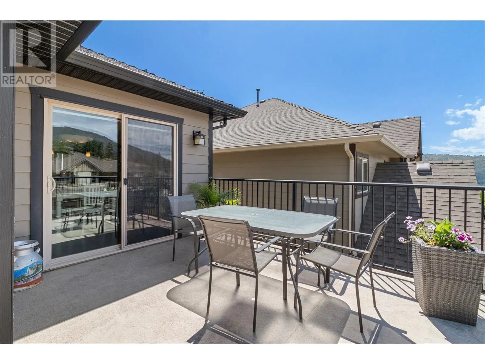 2186 Sunview Drive