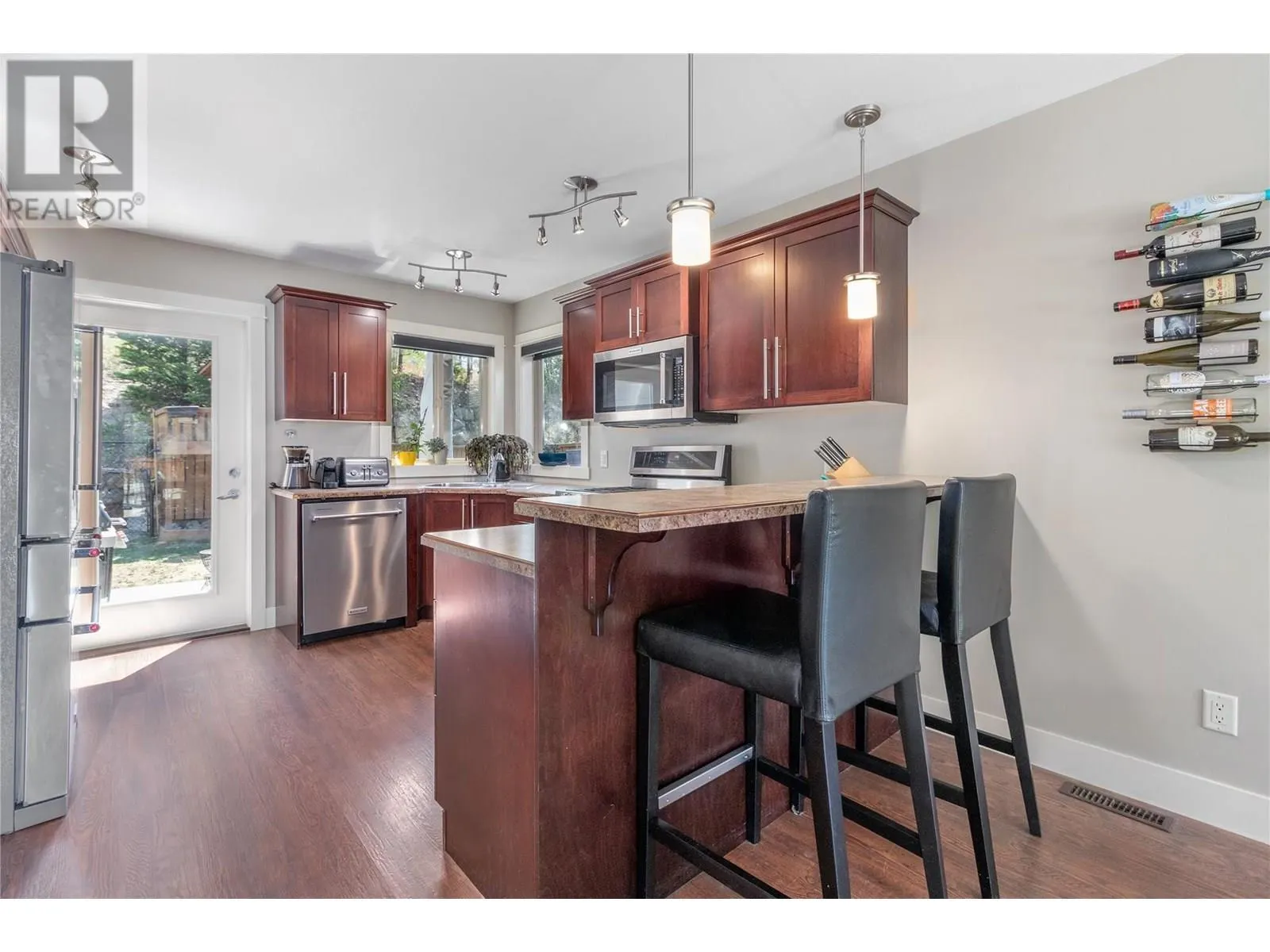 2186 Sunview Drive
