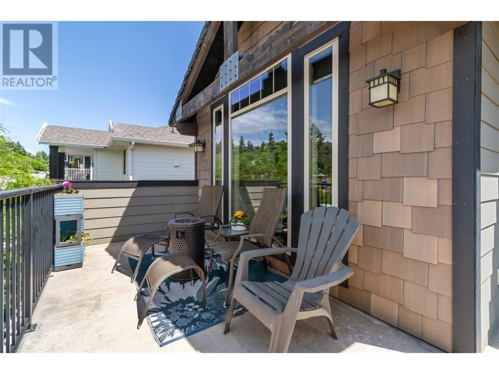 2186 Sunview Drive